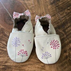 Robeez Cream Baby Shoes with Pink and Purple Floral Design